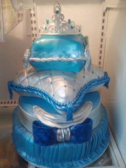 Cinderella Sweet 16 Cake