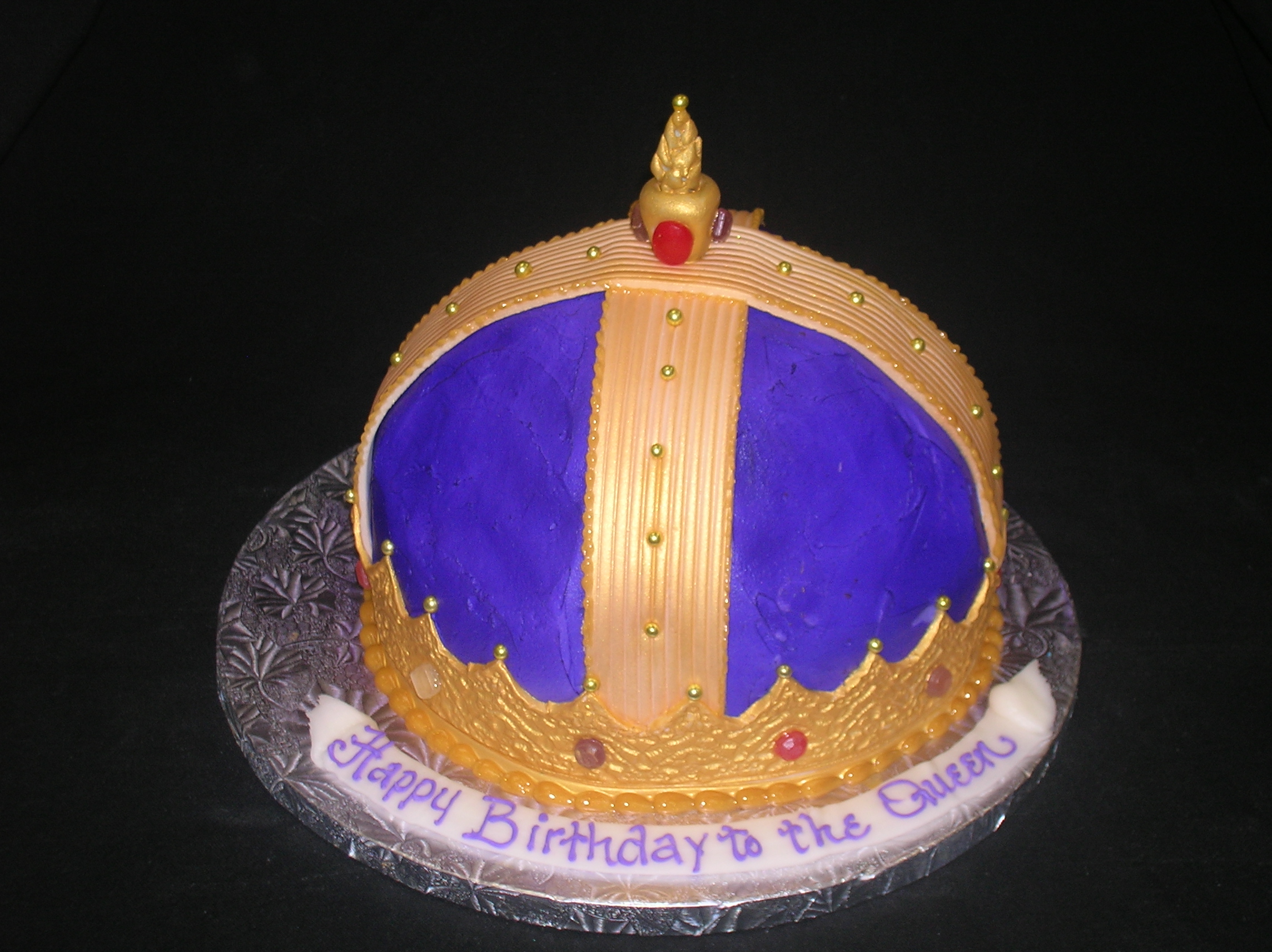 Crown Shaped Birthday Cake