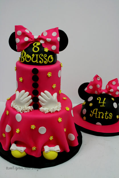 Custom Birthday Cakes Girls