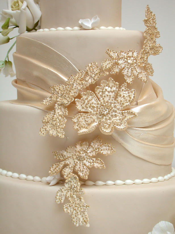 Elegant Wedding Cake