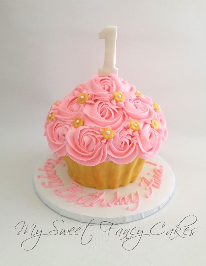 Giant Cupcake Smash Cake