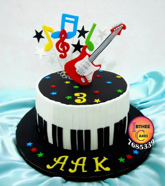 Guitar Birthday Cake