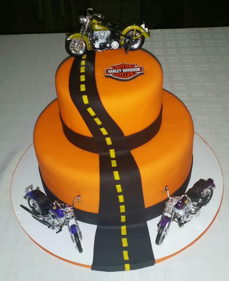 Harley-Davidson Motorcycle Cake