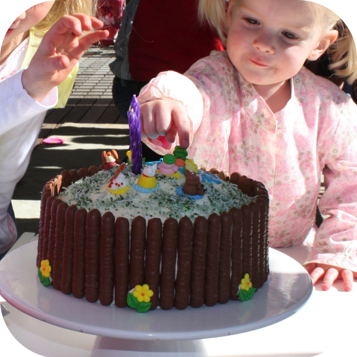 Kids Simple Birthday Cake