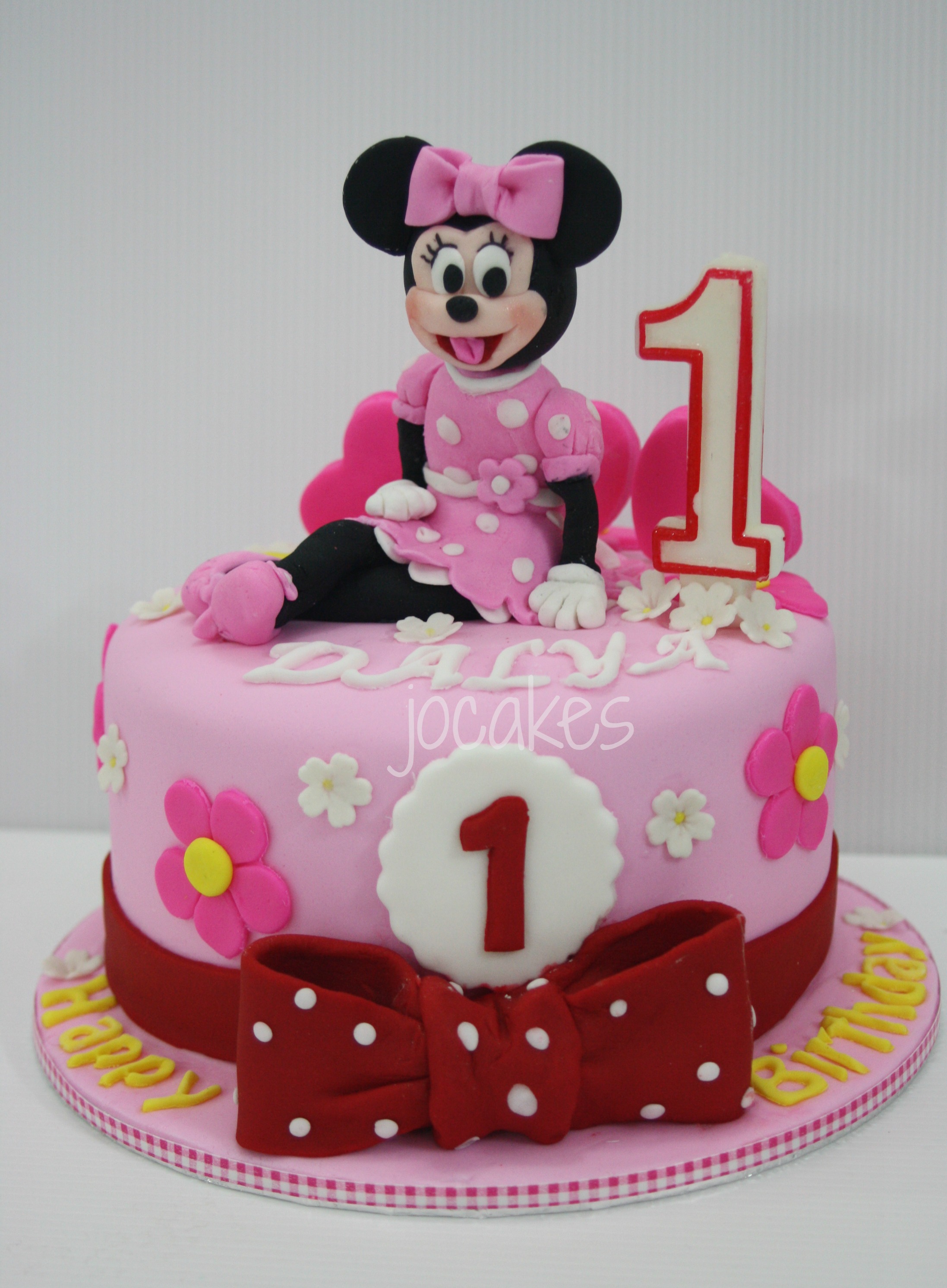 Minnie Mouse Birthday Cake