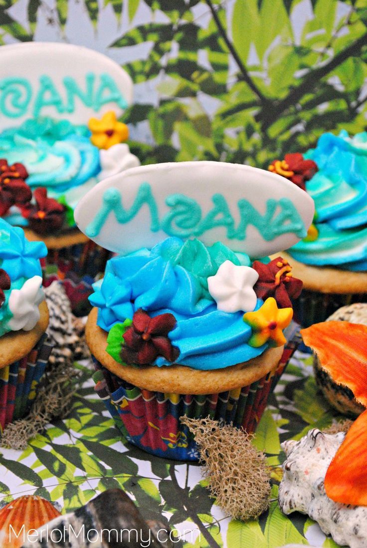 Moana Birthday Party Cupcakes