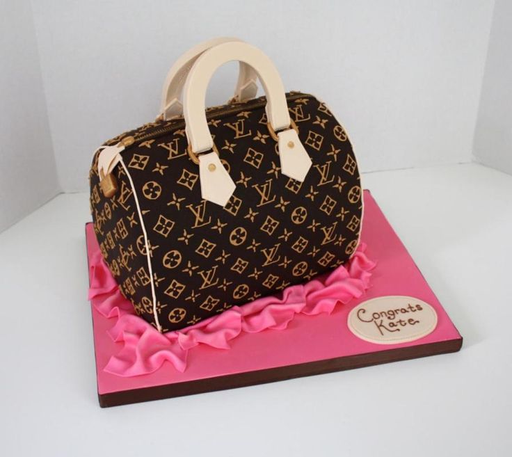 11 Photos of Cakes Shaped Like Purses