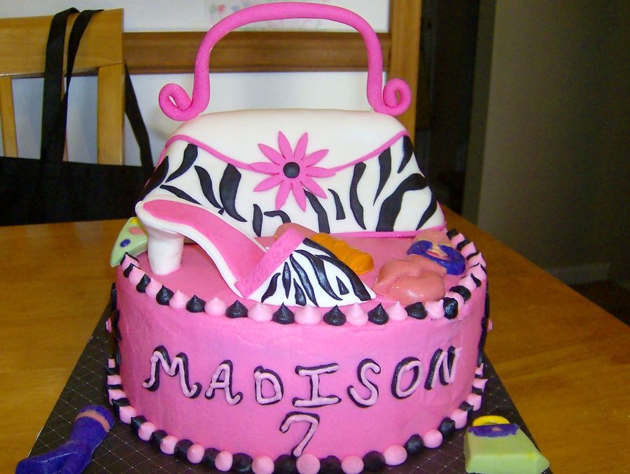 A Shoes and Purse Cake