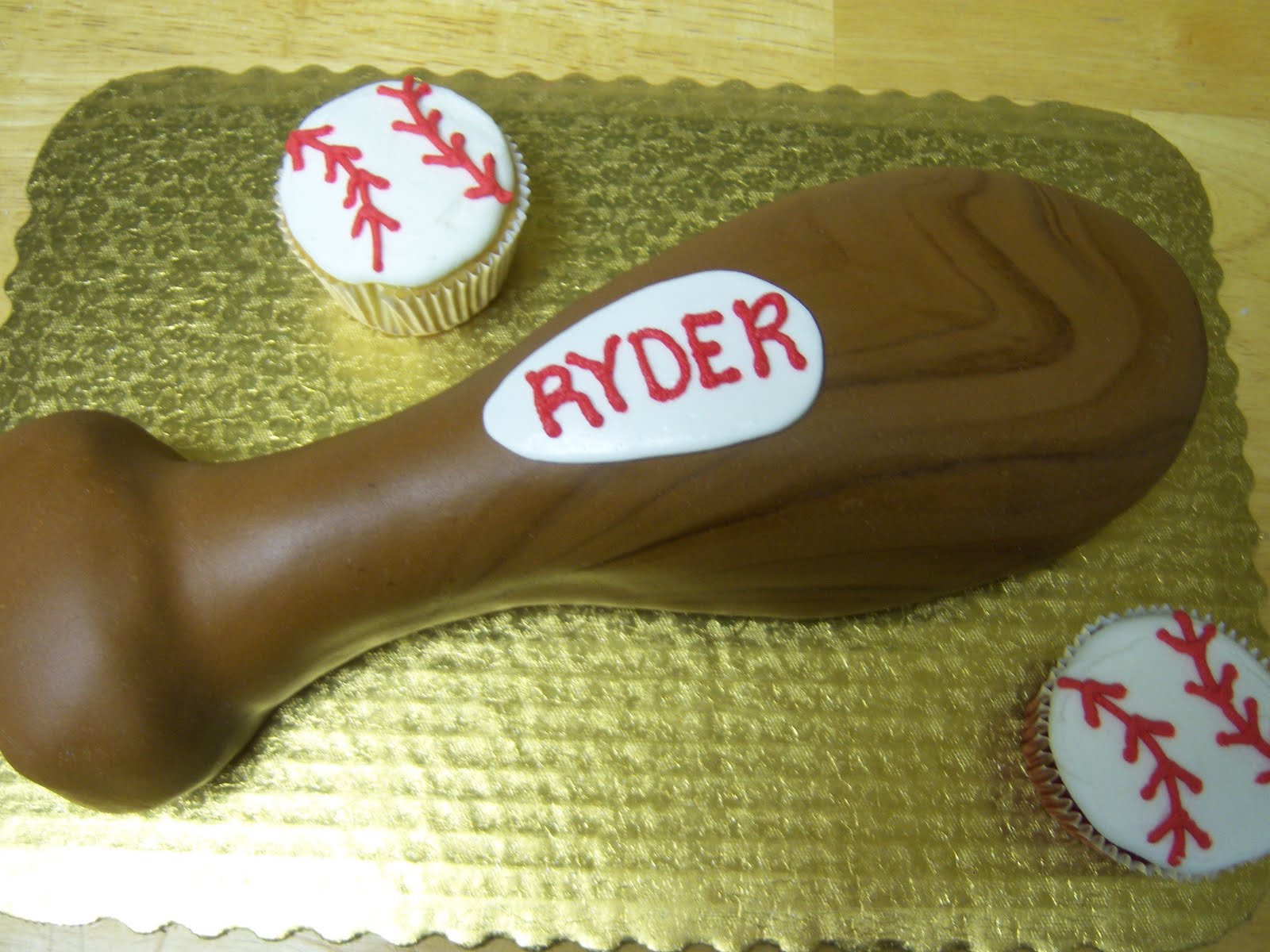 Baseball Bat Cupcake Cake