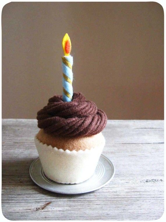 Birthday Felt Cupcake