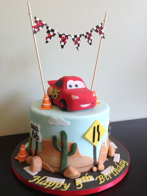 Cars Lightning McQueen Birthday Cake