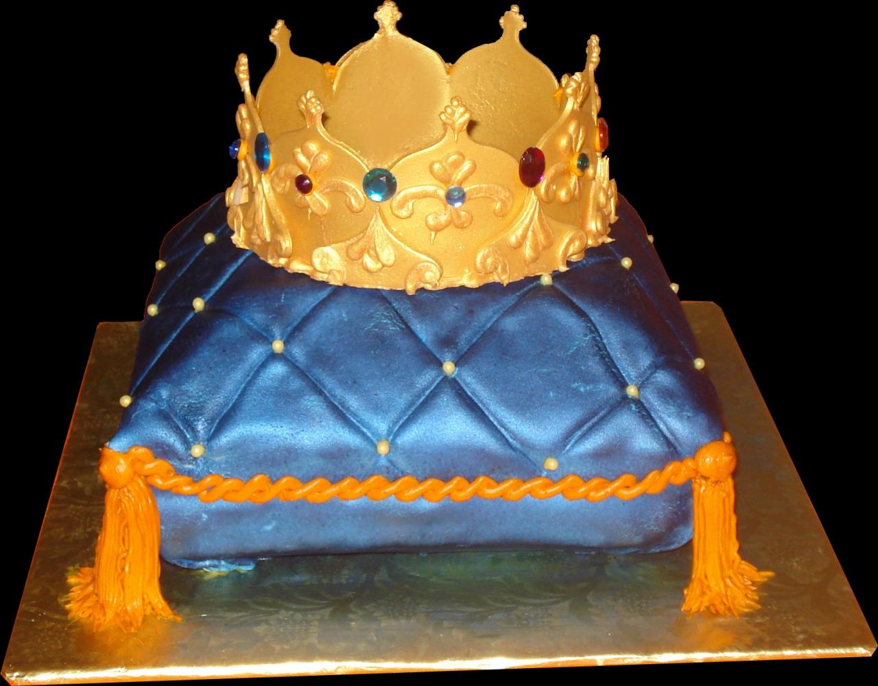 Crown Shaped Birthday Cake