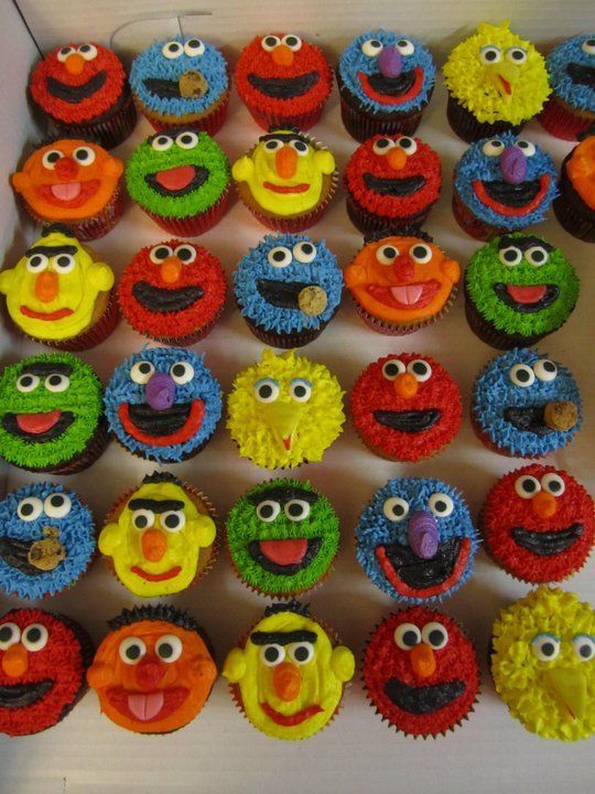 Grover Sesame Street Cupcake