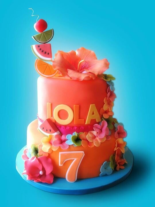 Hawaiian Theme Cake