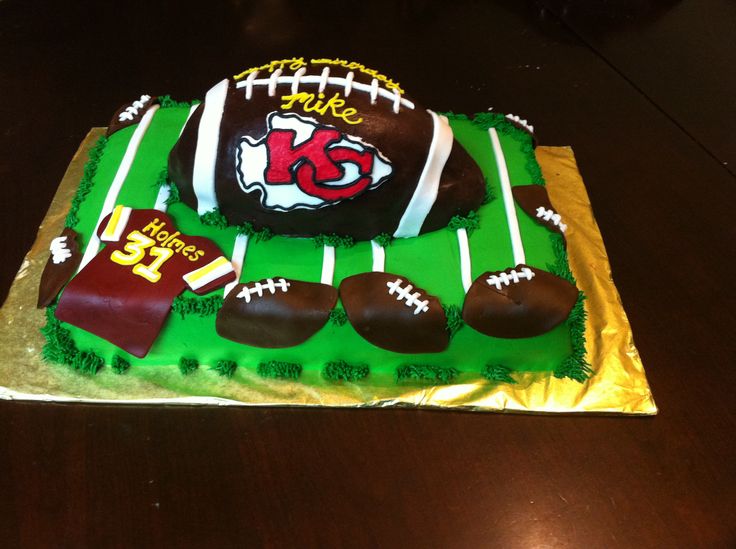 Kansas City Chiefs Cake