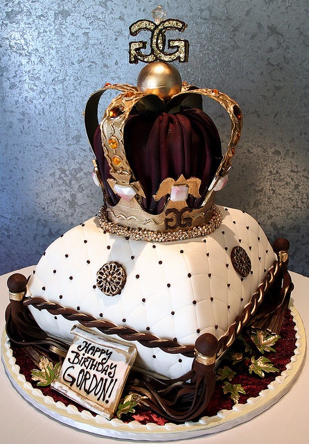 King Crown Cake