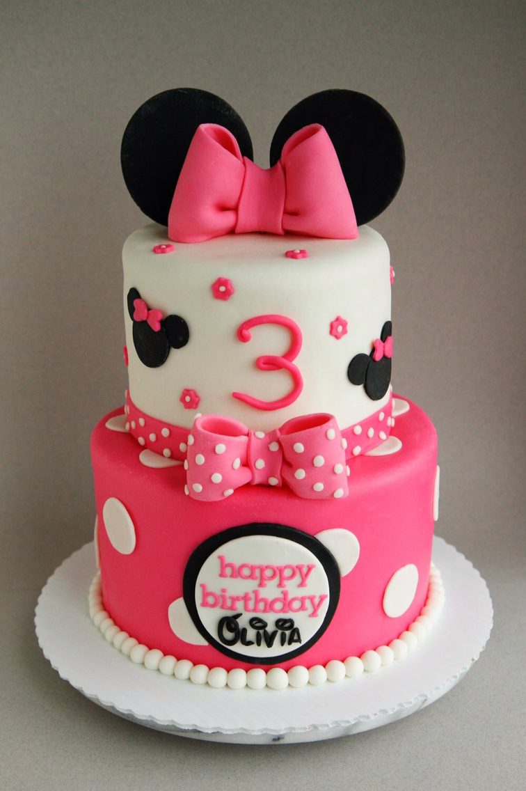 Minnie Mouse Cake