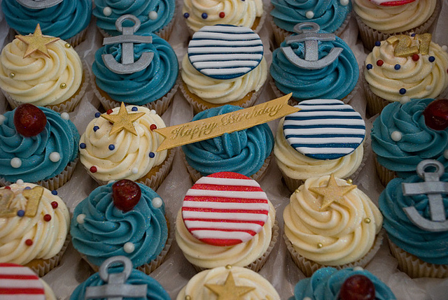 12 Photos of Nautical Birthday Cupcakes