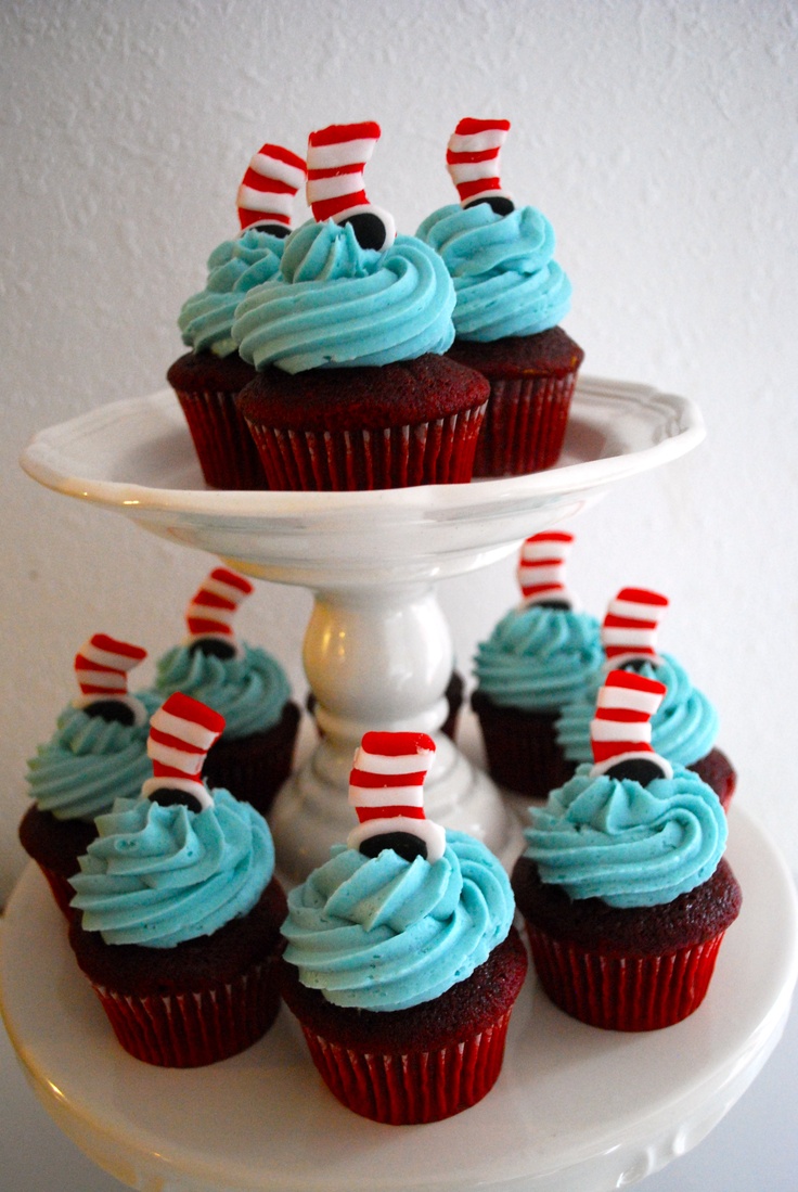 Pinterest Cat in the Hat Cupcakes