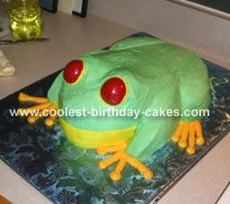 Red-Eyed Tree Frog Cake