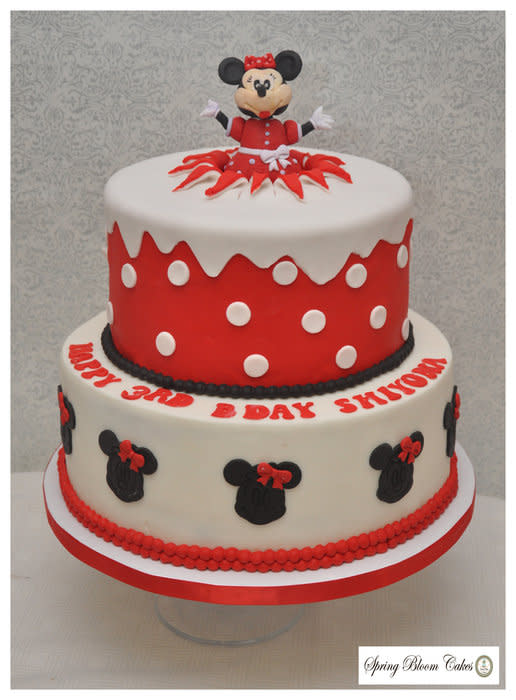 Red Minnie Mouse Cake