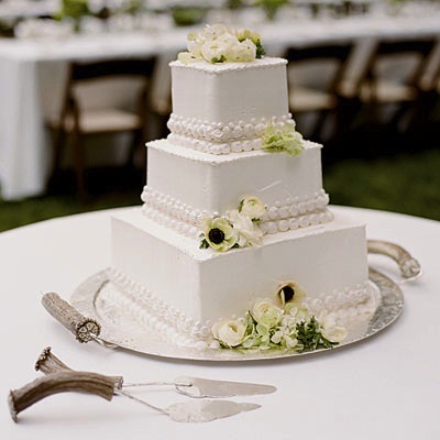 Simple Square Wedding Cake