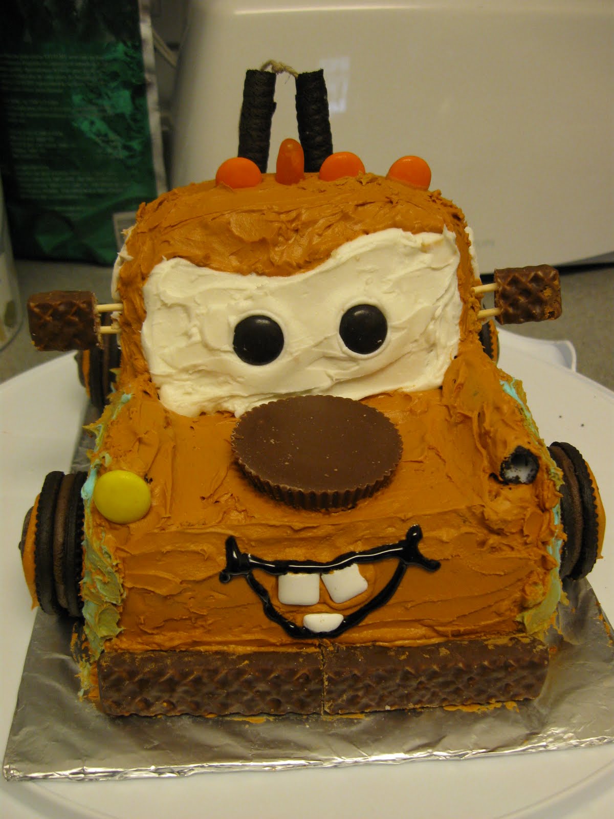 Tow Mater Cake