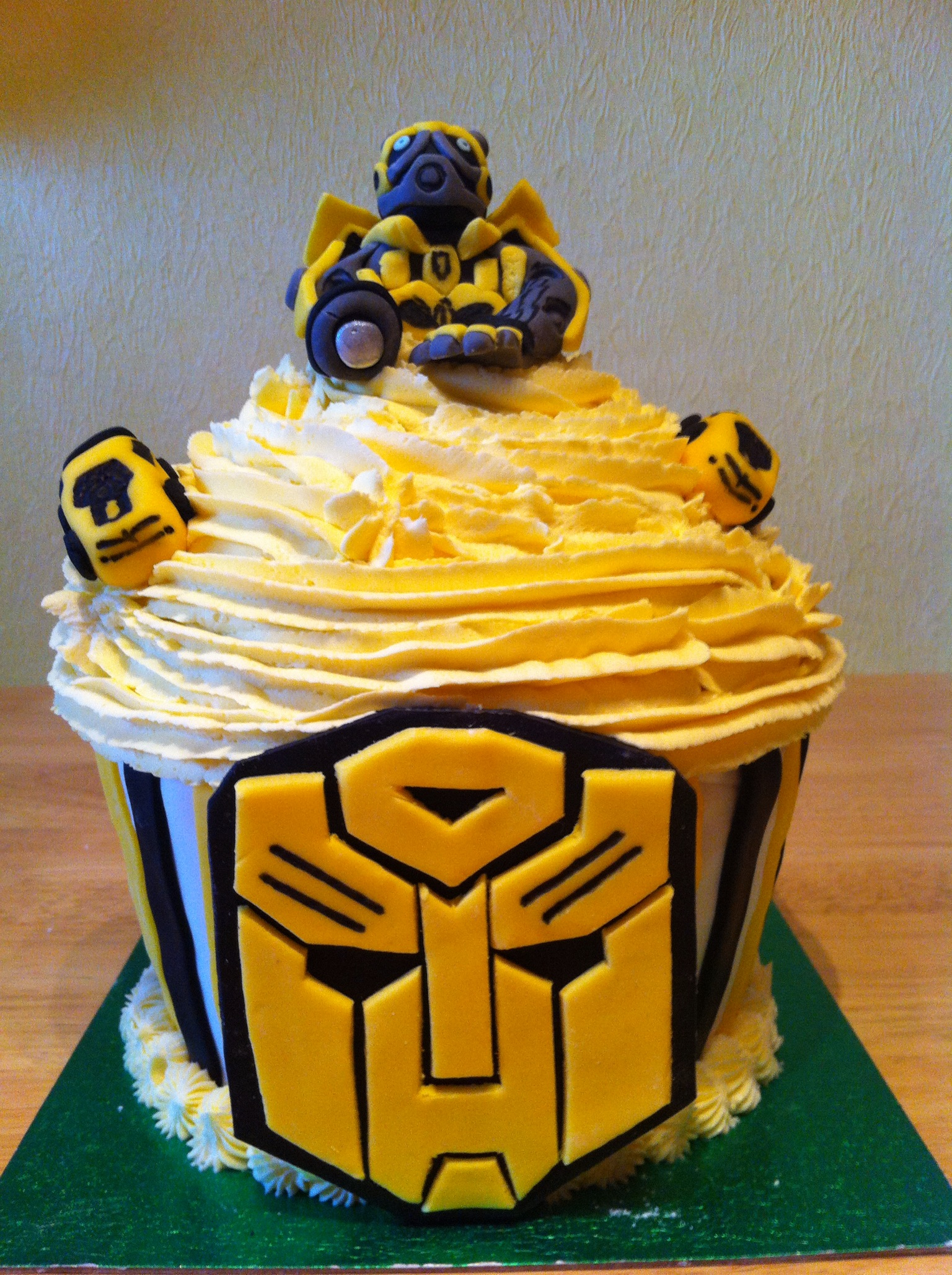 Transformer Bumblebee Cupcake Cake