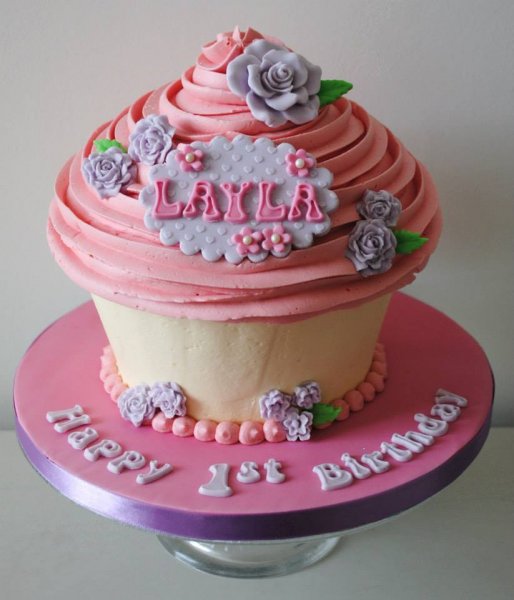 1st Birthday Giant Cupcake Cake