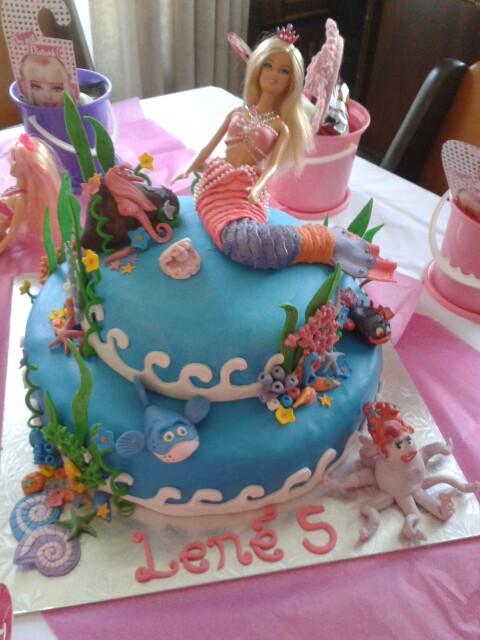 Barbie Pearl Princess Cake