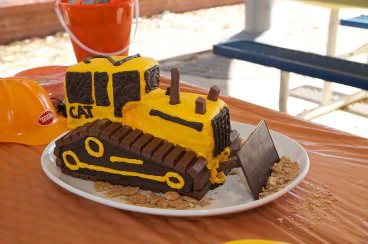 Bulldozer Birthday Cake