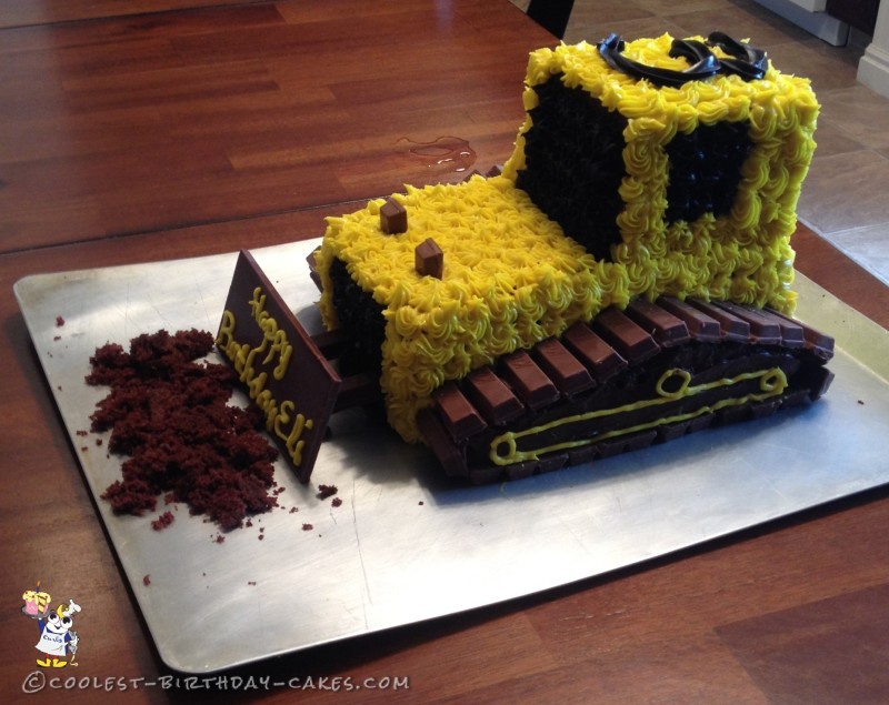 Bulldozer Birthday Cake