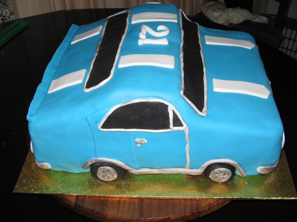 Chevy Camaro Birthday Cakes