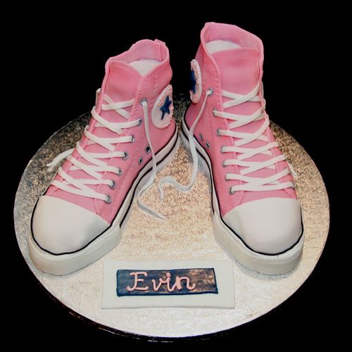 Converse Cake Tutorial