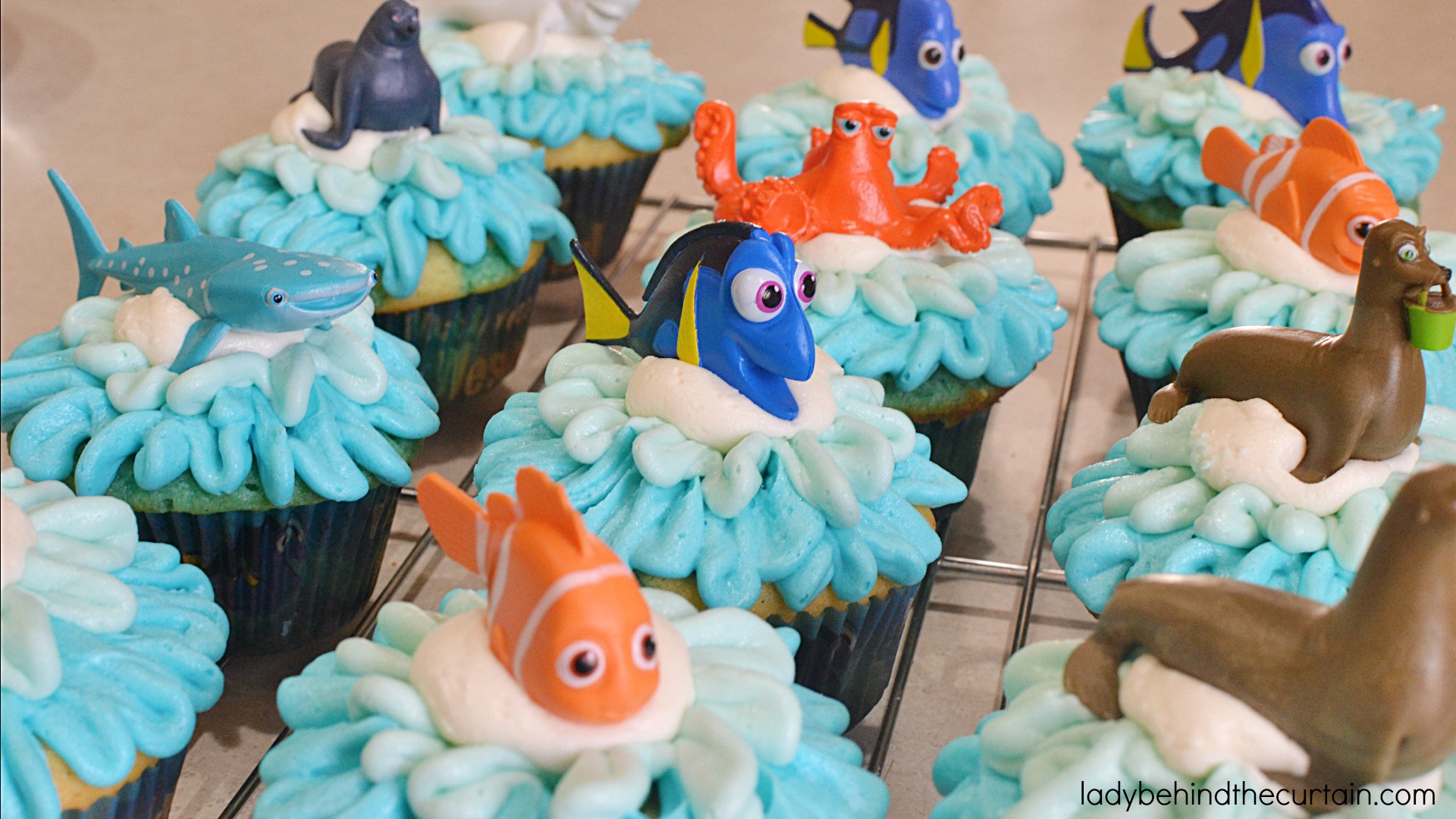 Finding Dory Birthday Cake Cupcake