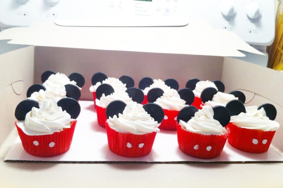 Mickey Mouse Cupcakes