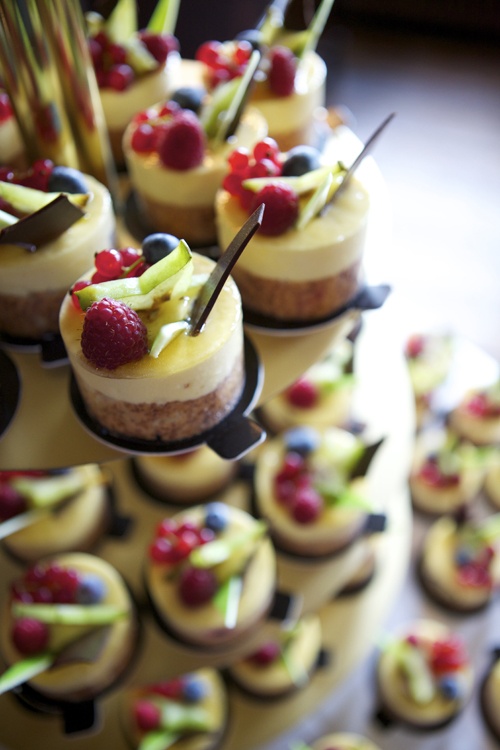 Mini Cheesecake Wedding Cake