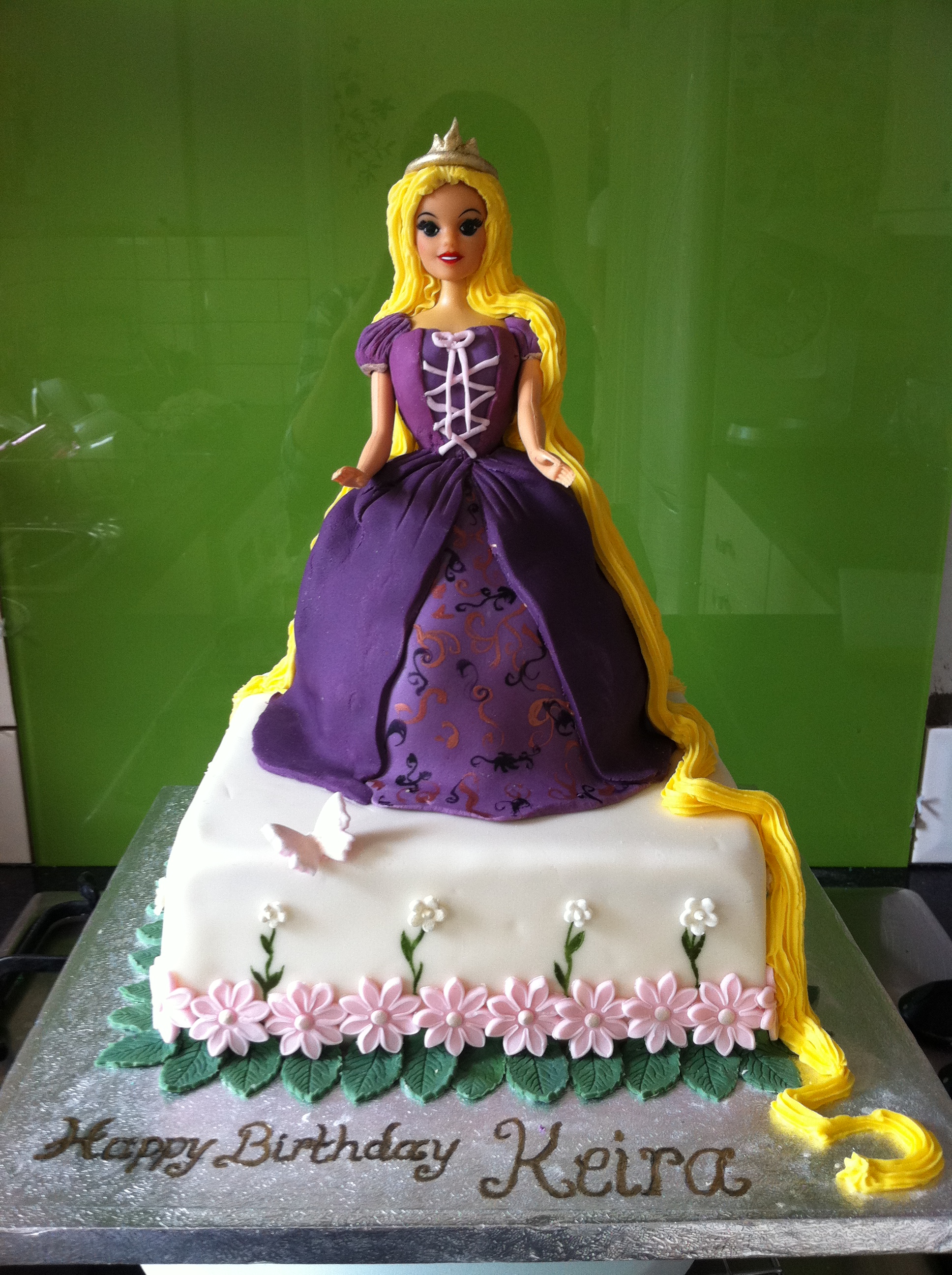 Rapunzel Birthday Cake