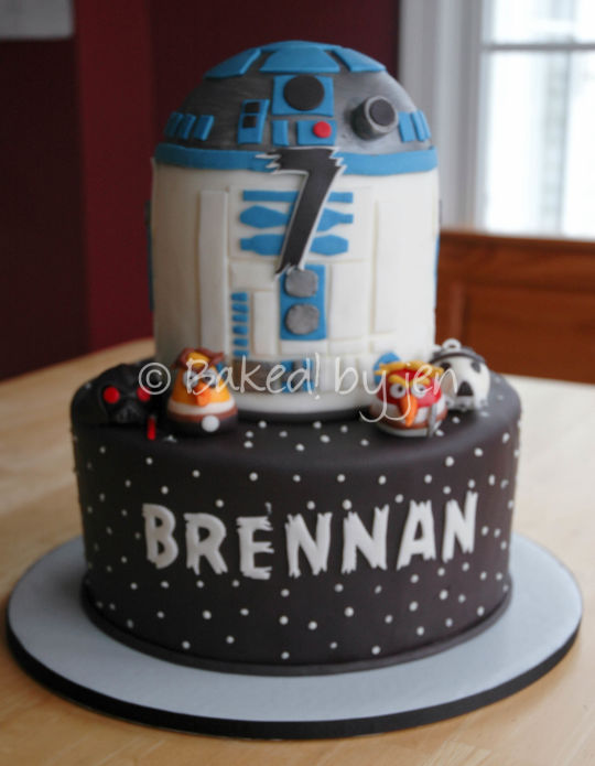 Angry Birds Star Wars Birthday Cake