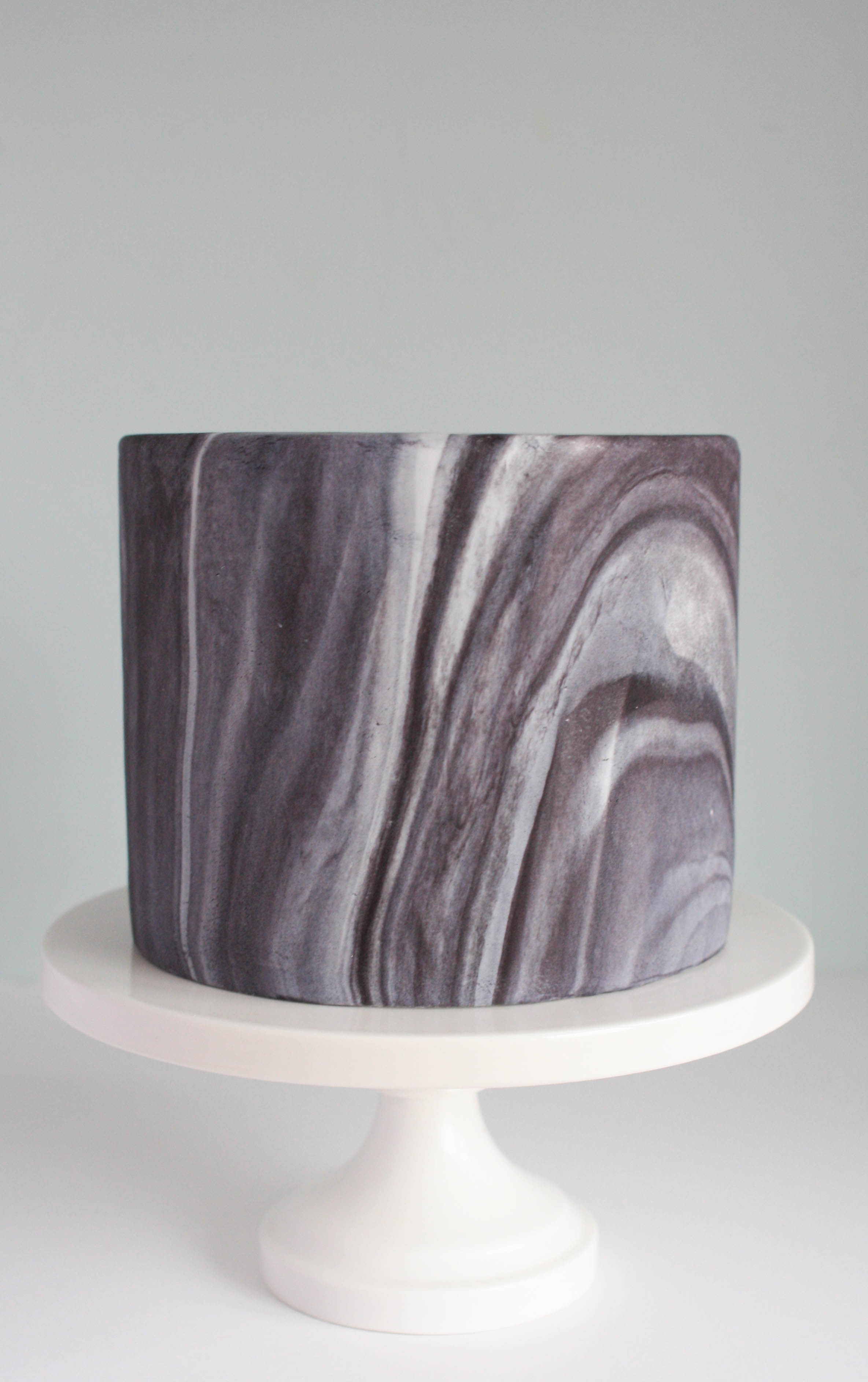 Black and White Marble Fondant Cake