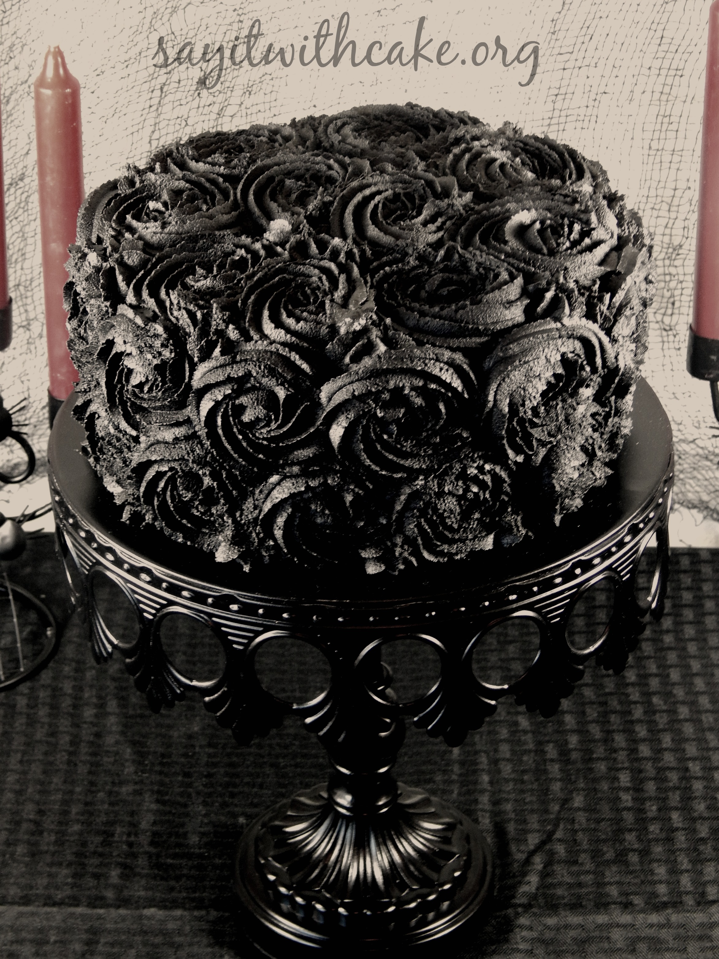 Black Swirl Rose Cake