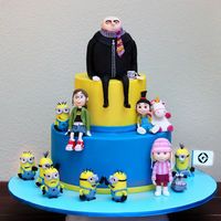 Despicable Me Cake