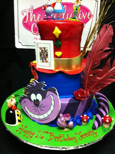 Disney Alice in Wonderland Cake