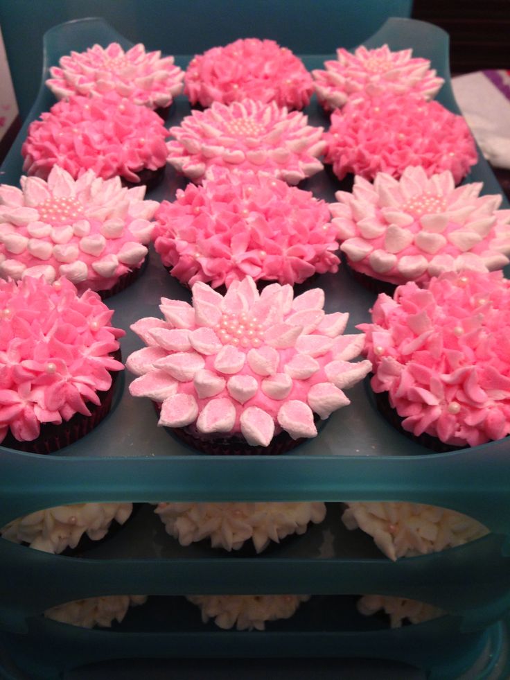 8 Flowers Baby Shower Cupcakes Photo Baby Shower Cupcakes Baby