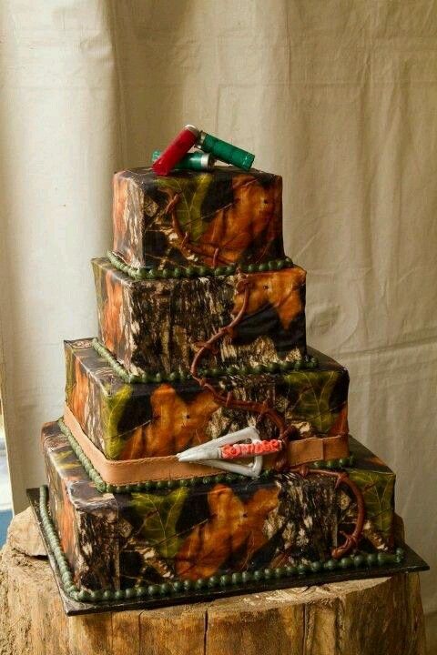 Mossy Oak Wedding Cake