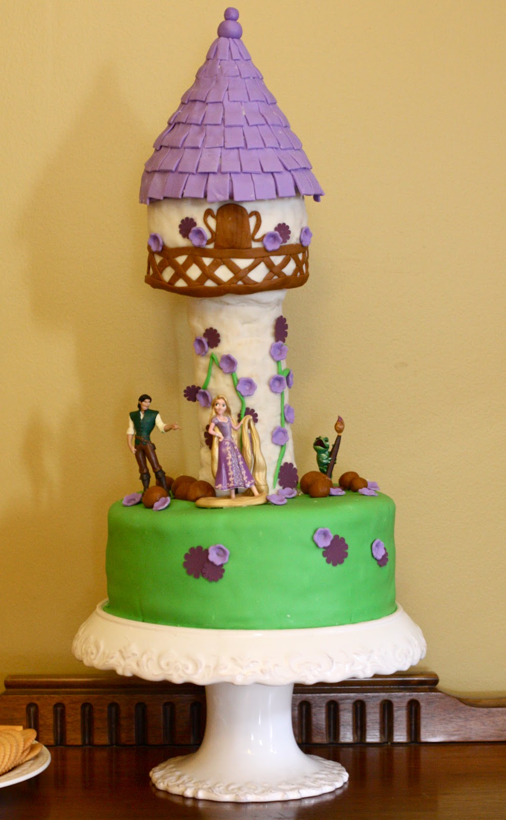 Rapunzel Birthday Cake