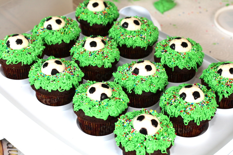 Soccer Ball Cupcakes