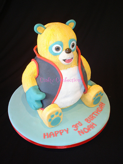 6 Photos of Oso Disney Cakes