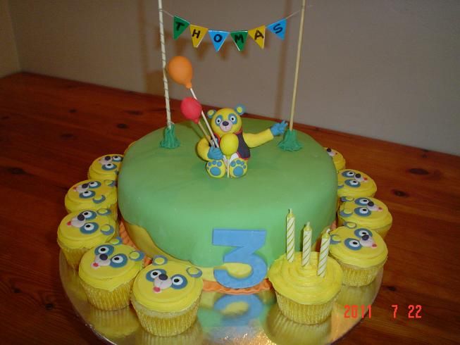 Special Agent Oso Cake