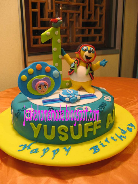 Special Agent Oso Cake